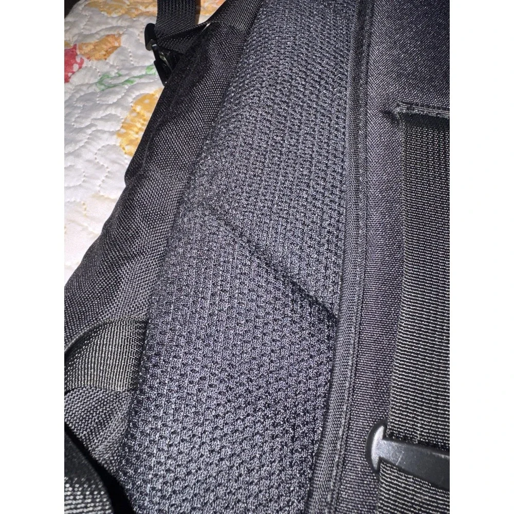 Tom Bihn Brain Bag Backpack 36L Black Gray